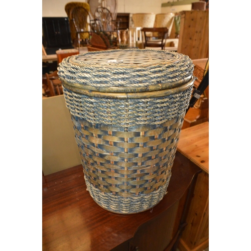 162 - wicker washing basket