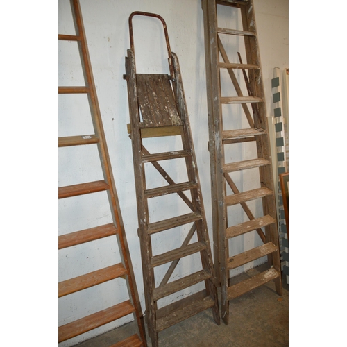 311 - wooden ladder