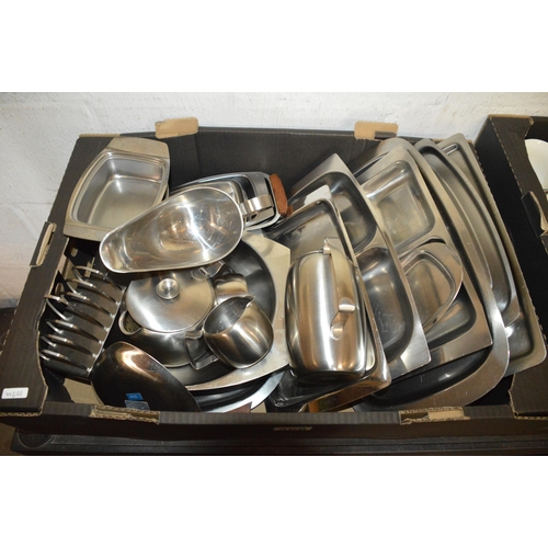 366 - box of stainless steel items