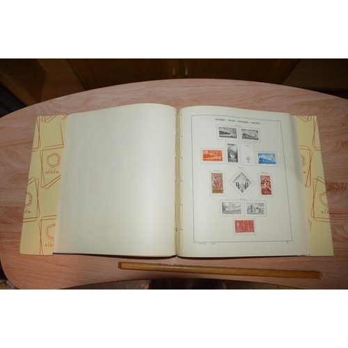 389 - stamp album