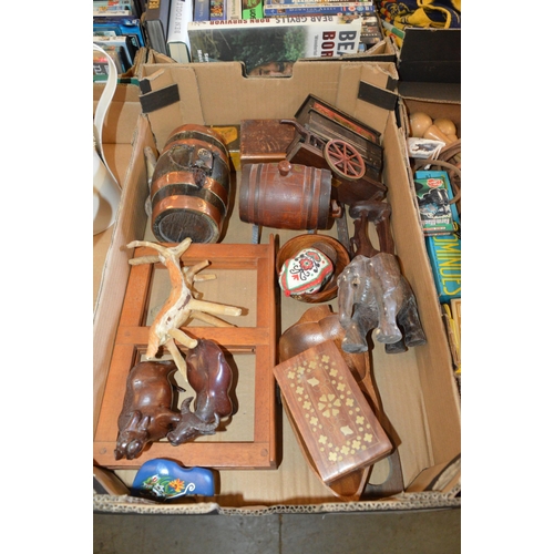 134 - box of various wooden items