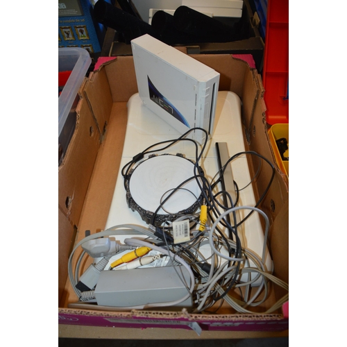 148 - nintendo wii console & accessories