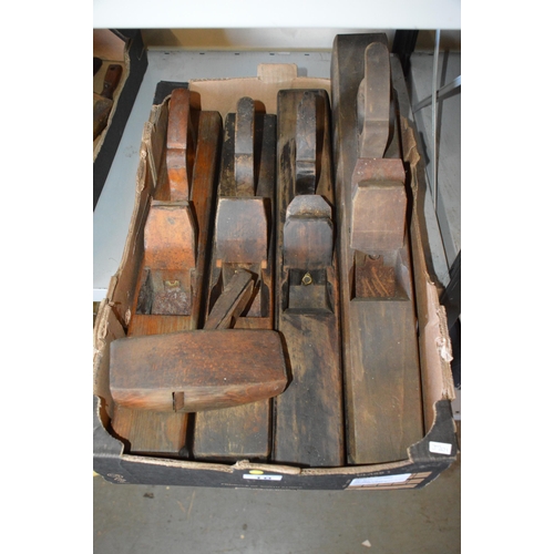 18 - box of wood planes