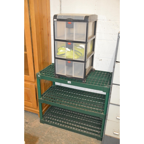 320 - shelf racking & storage container