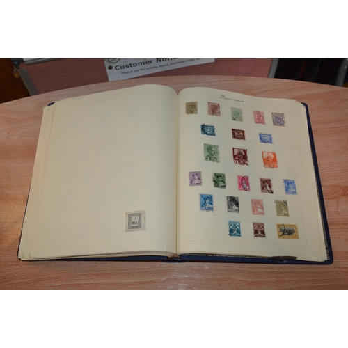 414 - stamp album