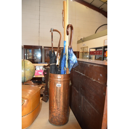 193 - umbrella stand & contents