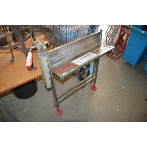 64 - saw bench