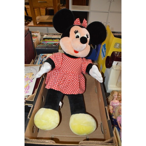 110 - large minnie mouse soft toy