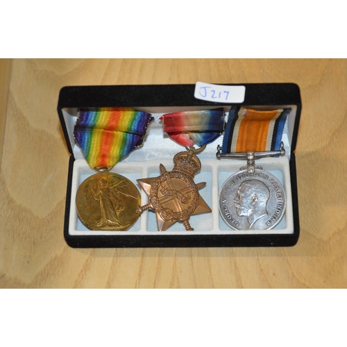 413 - trio of WWI medals, PTE T.R.Stiles