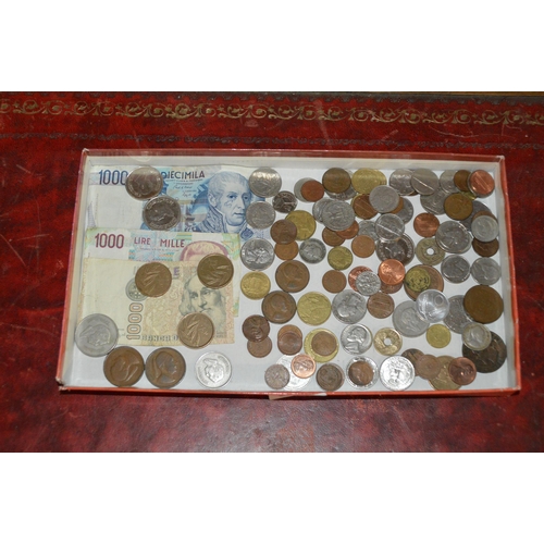 331 - tray of various coins & notes