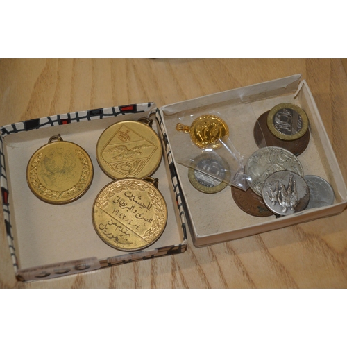 356 - qty of vintage coins/medals