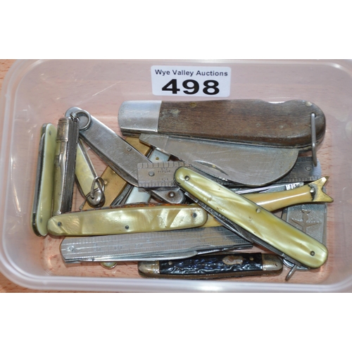 498 - tub of assorted pocket knives