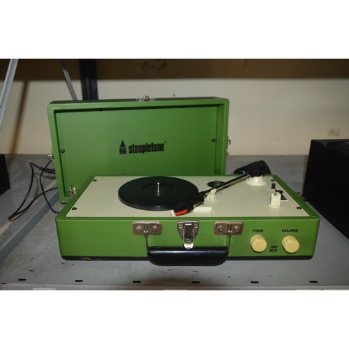 51 - steepletone record player