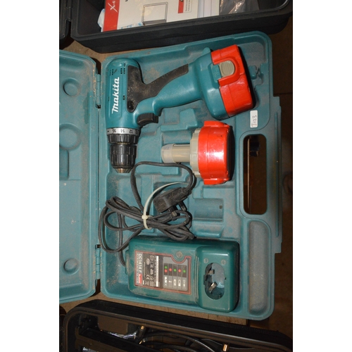 81 - makita power drill set