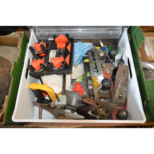 95 - box of various hand tools, planes etc.