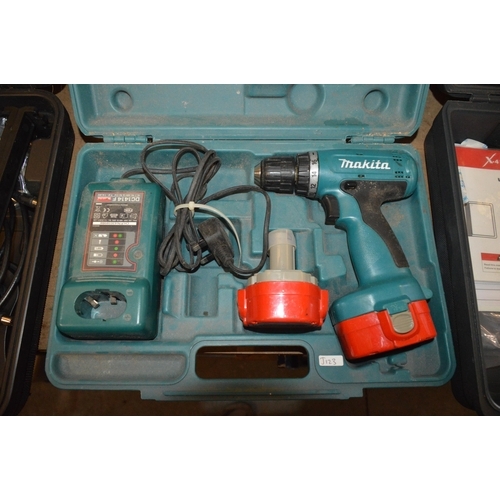 81 - makita power drill set