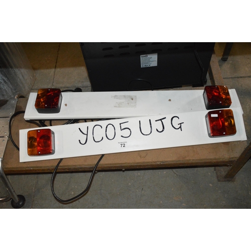 72 - 2 trailer lights