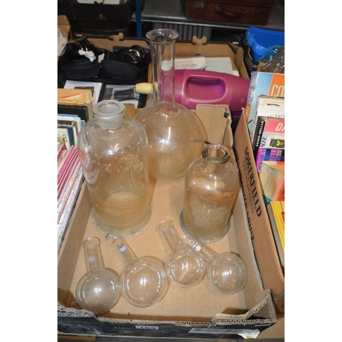 105 - box of glassware