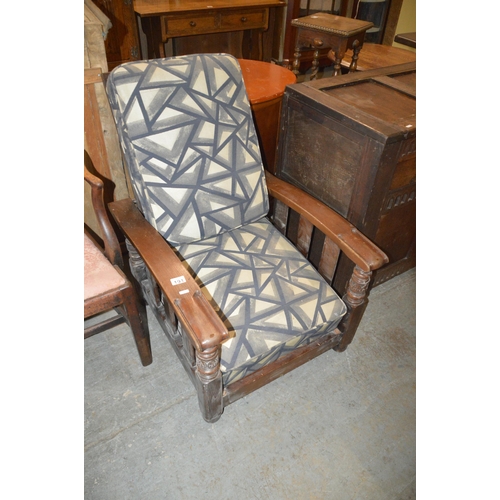 191 - steamer arm chair