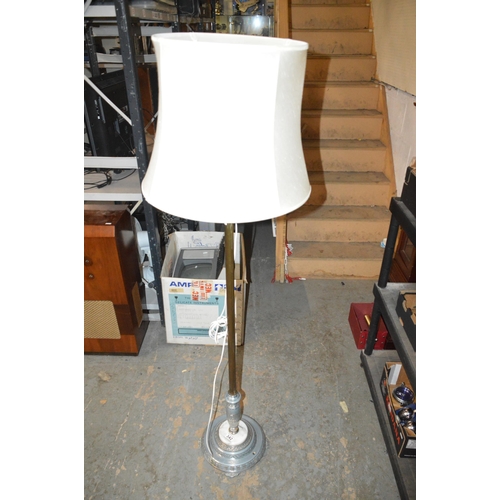 342 - floor lamp