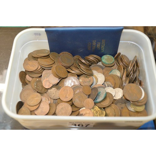 367 - tub or various coins