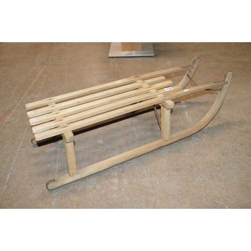 139 - vintage wooden sledge
