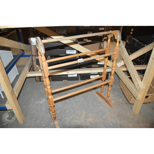 250 - towel rack