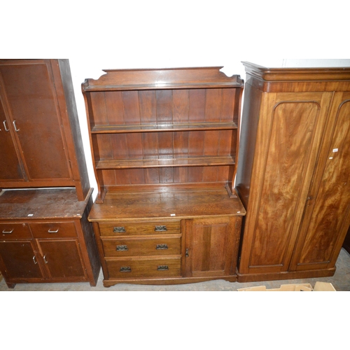 dresser