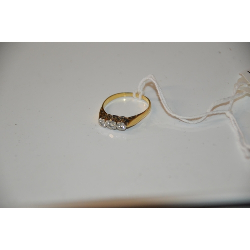 252 - gold size n ring, (Hm worn) (2.3g)