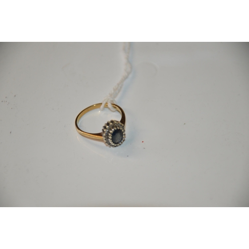 254 - 9ct gold ring, size m (2.2g)