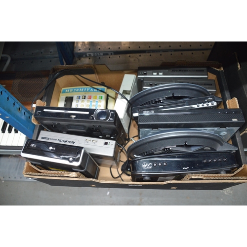 64 - box of electrical goods