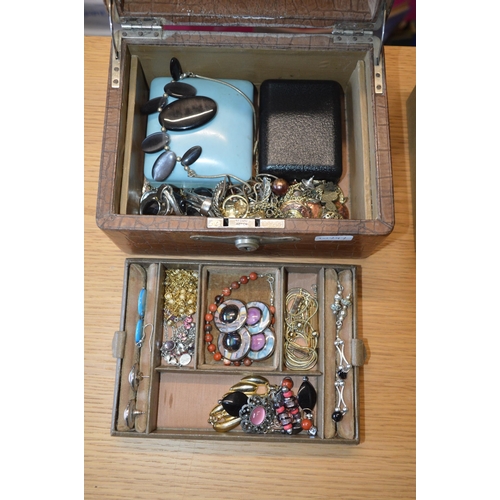 362 - jewellery box & contents