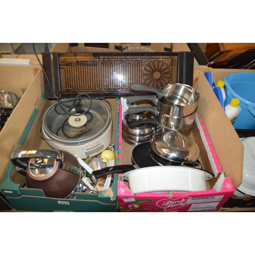 2 boxes of cookware