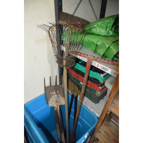 Lot 9         