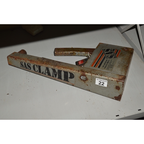 Lot 22        