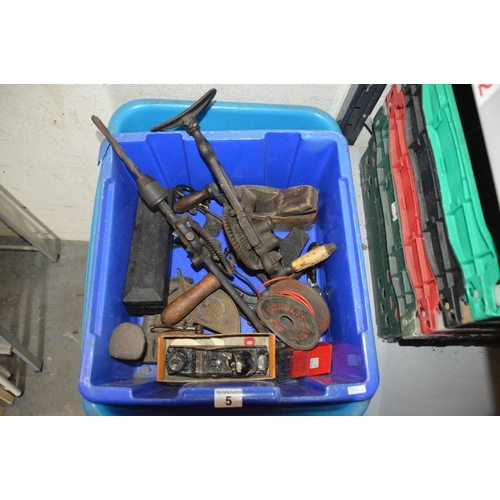 Lot 5         
