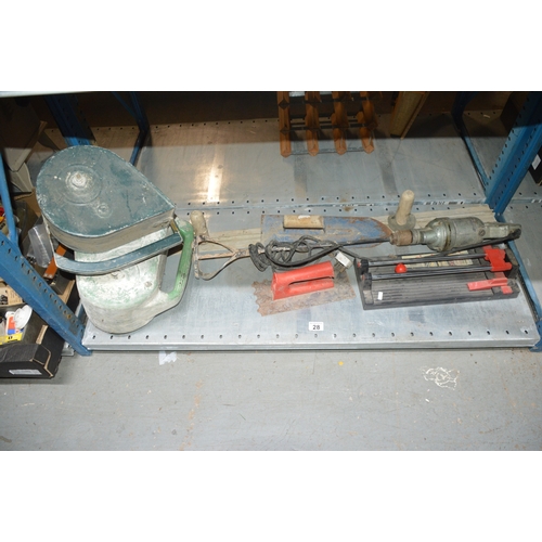 28 - bay of construction tools