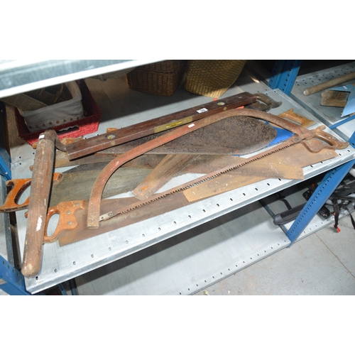 30 - bay of assorted hand tools