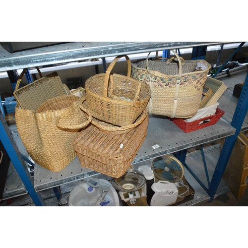 51 - bay of wicker hampers, baskets etc.