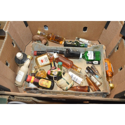 76 - box of alcohol miniatures