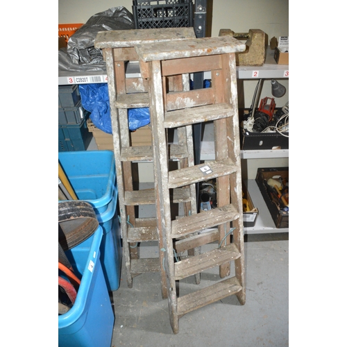 Lot 6         