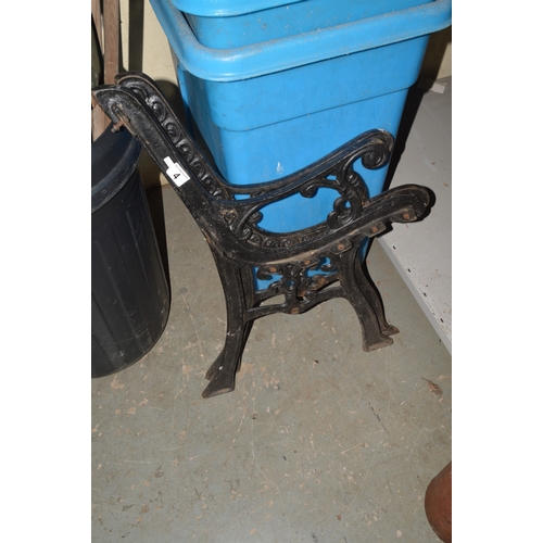 Lot 4         
