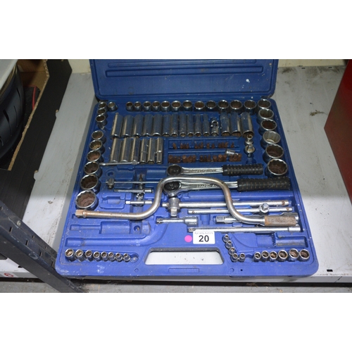 Lot 20        
