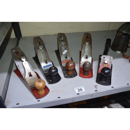 Lot 20        