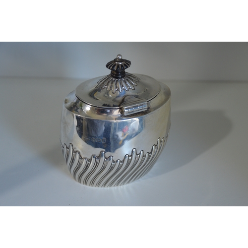 7 - Sterling silver sugar bowl with hinged lid, hm Sheffield 1891, 157g