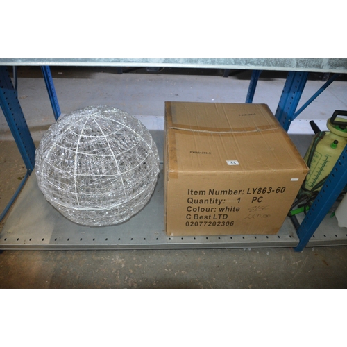 33 - boxed light globe