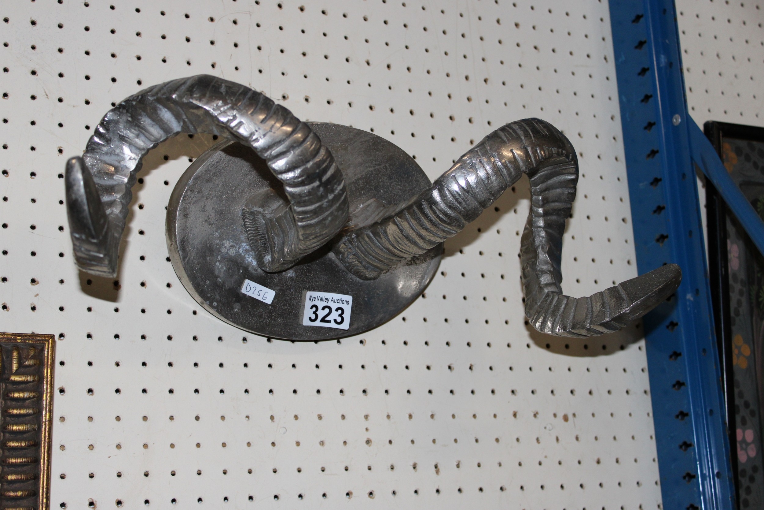 set of horns