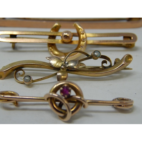 29 - WITHDRAWN: Four 9ct Hallmarked Brooches. Gross weight 6.6g