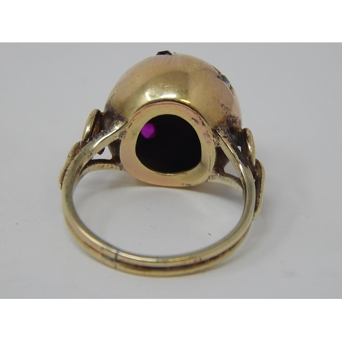 79 - 14ct Gold Sphere Ring, set gemstones. 5.5g. Ring size L