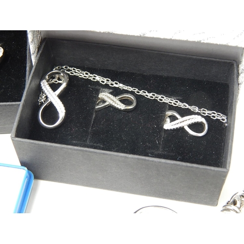 84 - A Large Quantity of Silver Jewellery